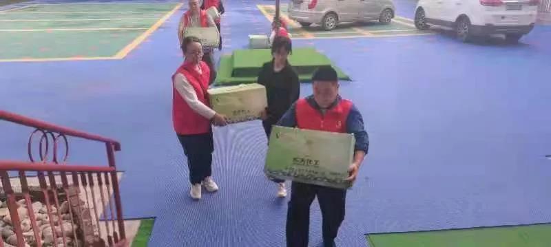 官2.jpg