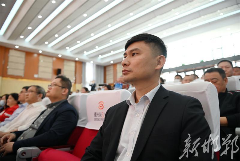 邯郸市丛台区青少儿脊柱侧弯防控工程启动